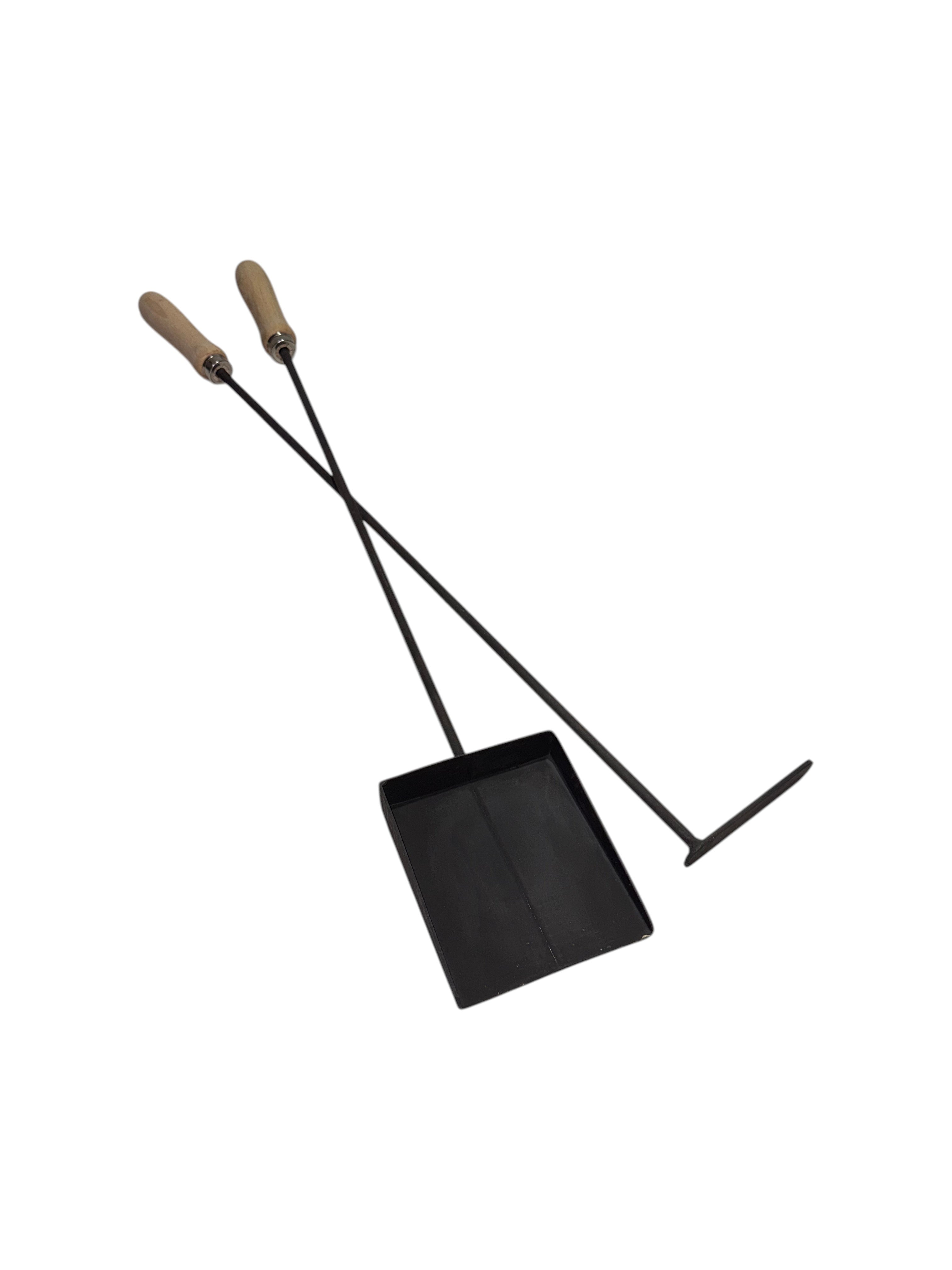 Grill shovel and poker set
